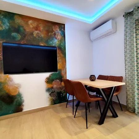 Real 8 Luxury Free Wifi Ronda