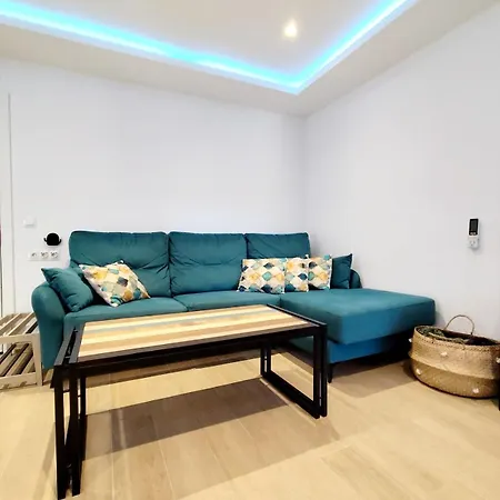 Real 8 Luxury Free Wifi Apartment