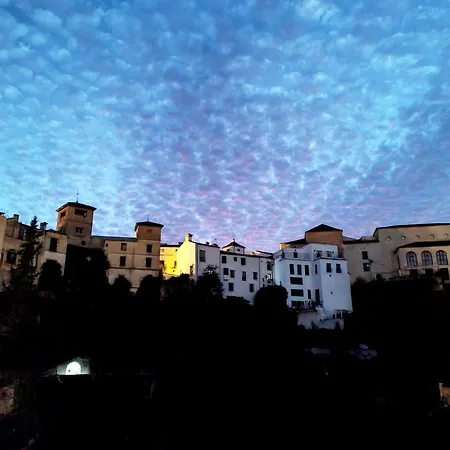 Real 8 Luxury Free Wifi Apartamento *