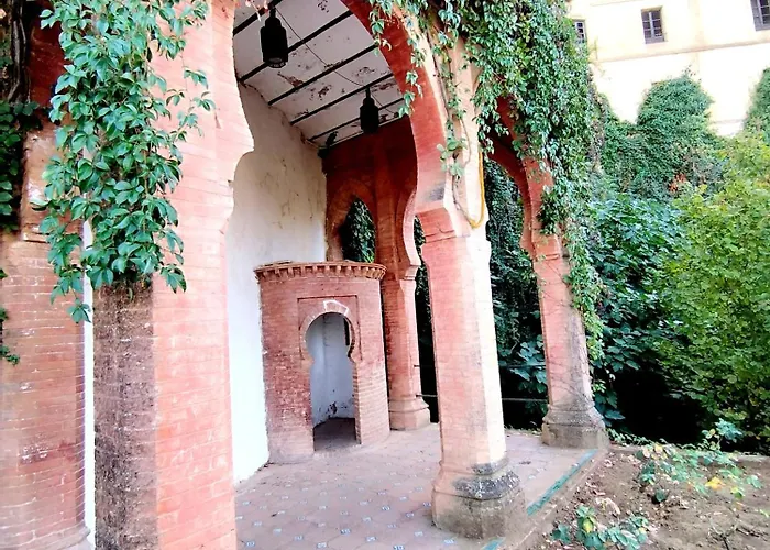 Real 8 Luxury Free Wifi